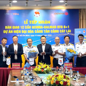 LỄ BÀN GIAO 12 CẨU GENMA-KALMAR RTG TẠI CẢNG CÁT LÁI