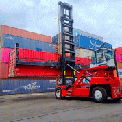 HOÀN THÀNH LẮP DỰNG XE NÂNG KALMAR EMPTY CONTAINER HANDLER